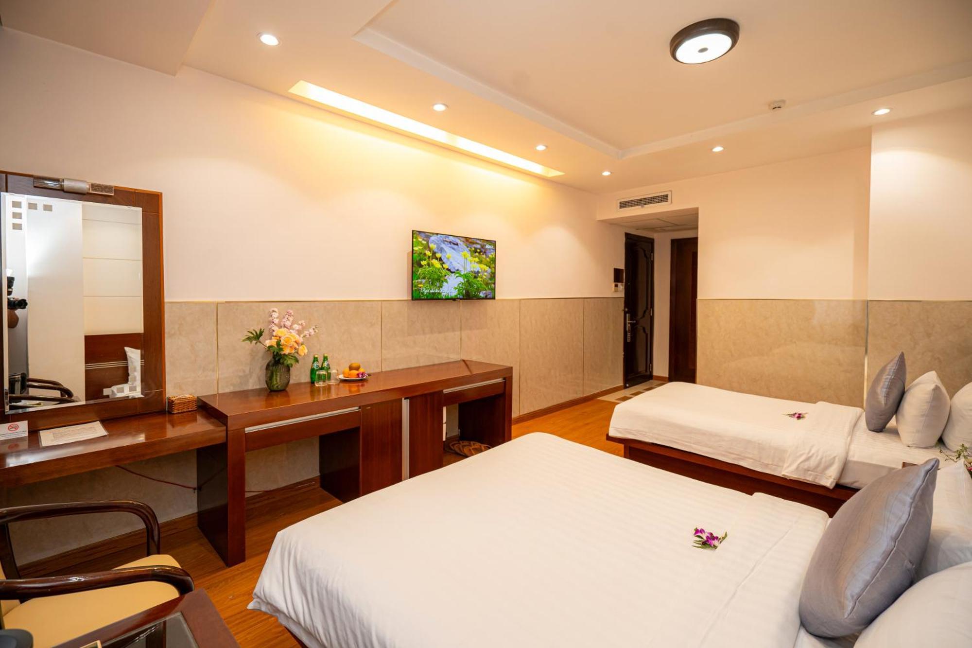 Cap Town Hotel Хошимин Экстерьер фото